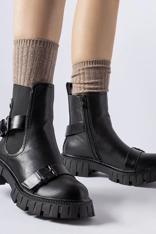 Čierne členkové čižmy s masívnou...