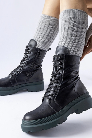 Čierne turistické topánky... 2