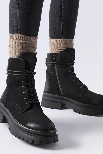 Black Vadnais Trappers s...