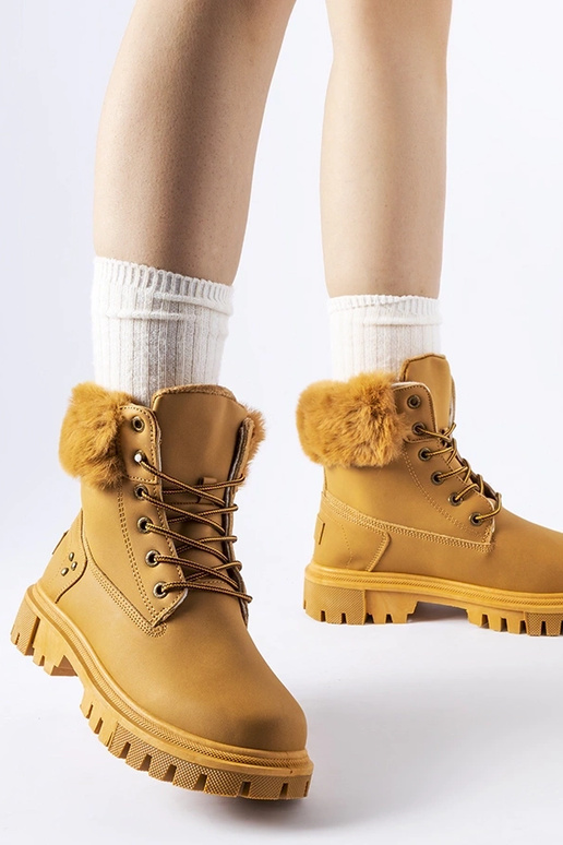 Hnedé čižmy s ozdobnou kožušinou Alberta