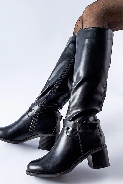 Čierne čižmy s ozdobnou prackou Ernest