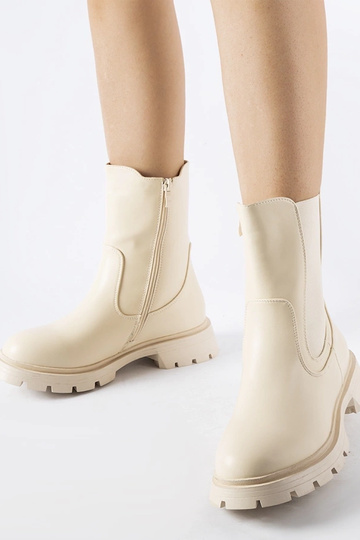 Béžové zateplené klasické...