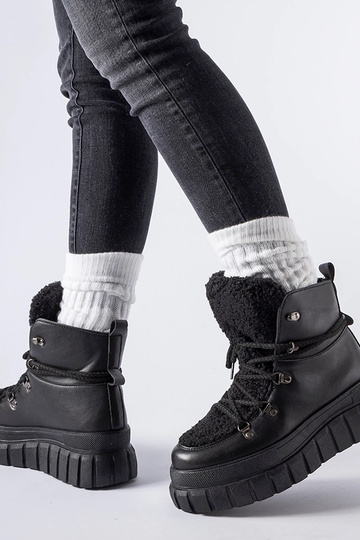 Čierne členkové čižmy na... 2