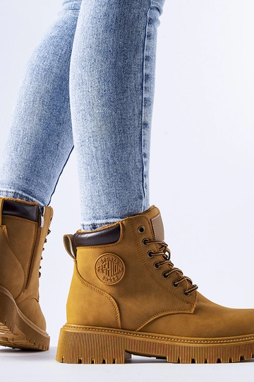 Klasické hnedé zateplené... 2