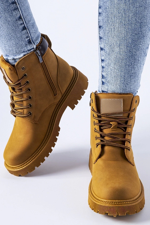 Klasické hnedé zateplené workery Tricase