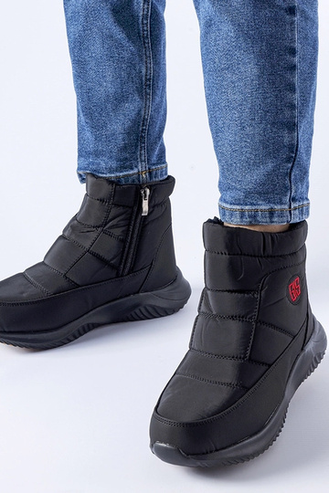 Čierne krátke zateplené... 2