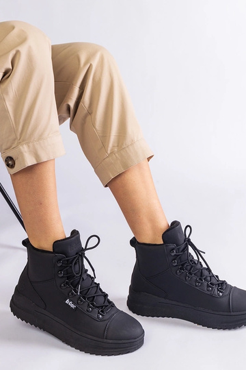 Čierne teplé čižmy Lee...