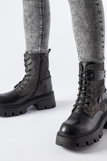 Čierne zateplené topánky s...