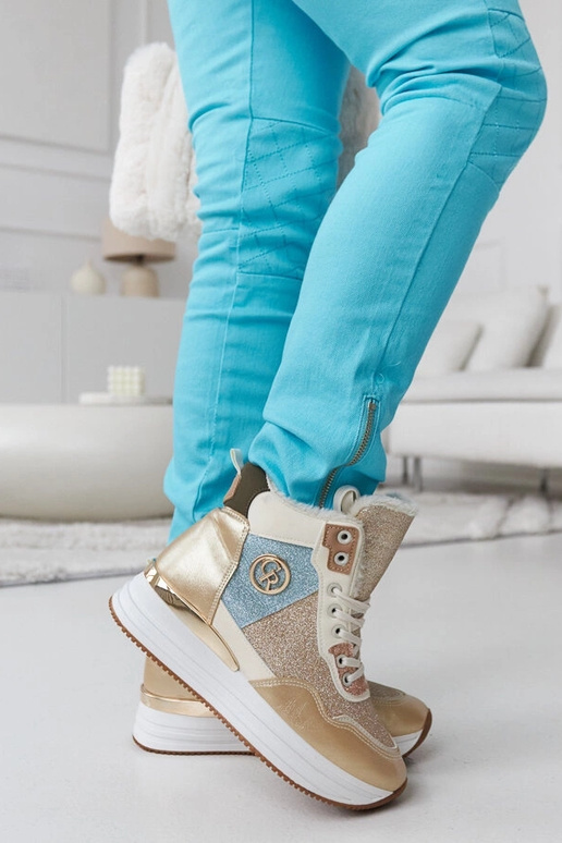 Zlaté trblietavé zateplené tenisky...