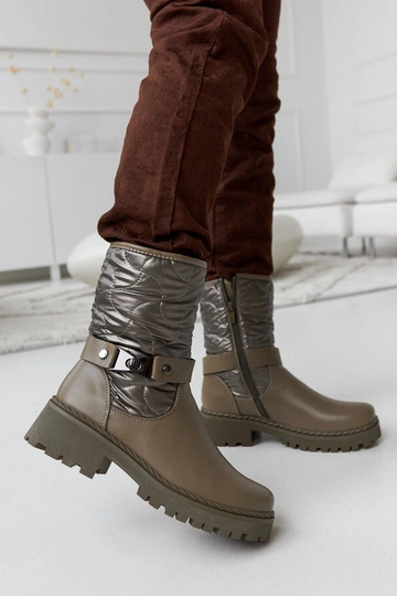 Zelené zateplené členkové...