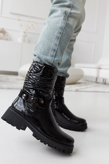 Čierne lakované topánky s...