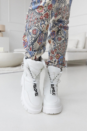 Biele zateplené snehule s...