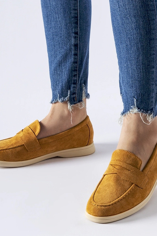 Tmavohnedé umelé semišové nohavičky...