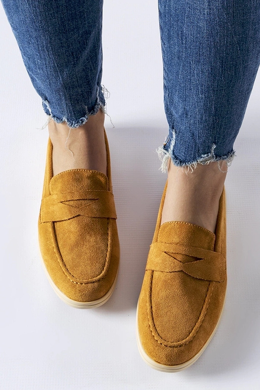 Tmavohnedé umelé semišové nohavičky...