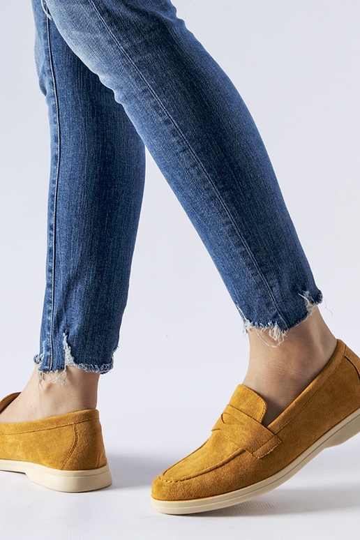 Tmavohnedé umelé semišové nohavičky...