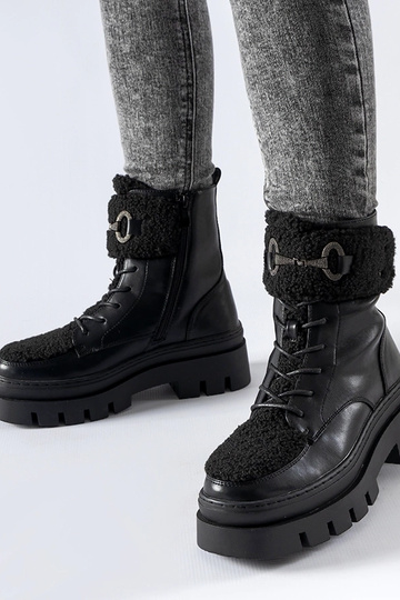 Čierne zateplené pracovné topánky s prackou Highland