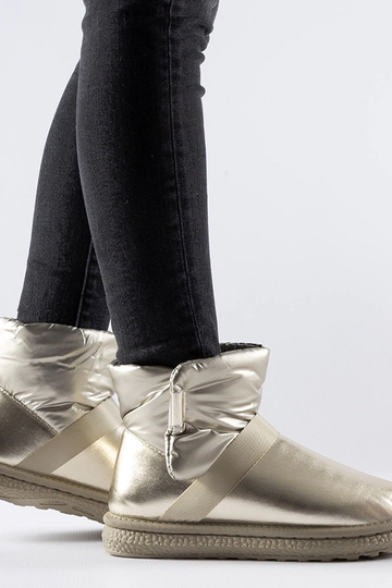 Zlaté trblietavé krátke...