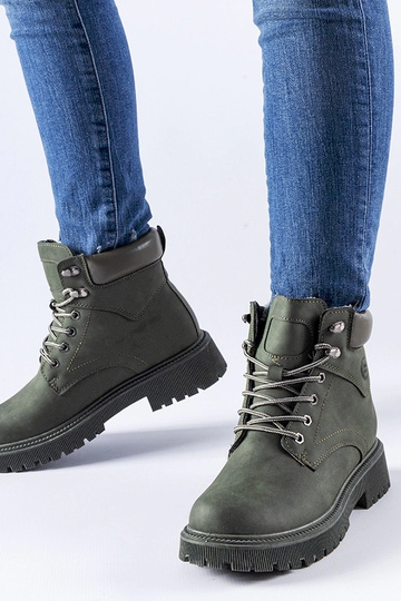 Zelené zateplené klasické...