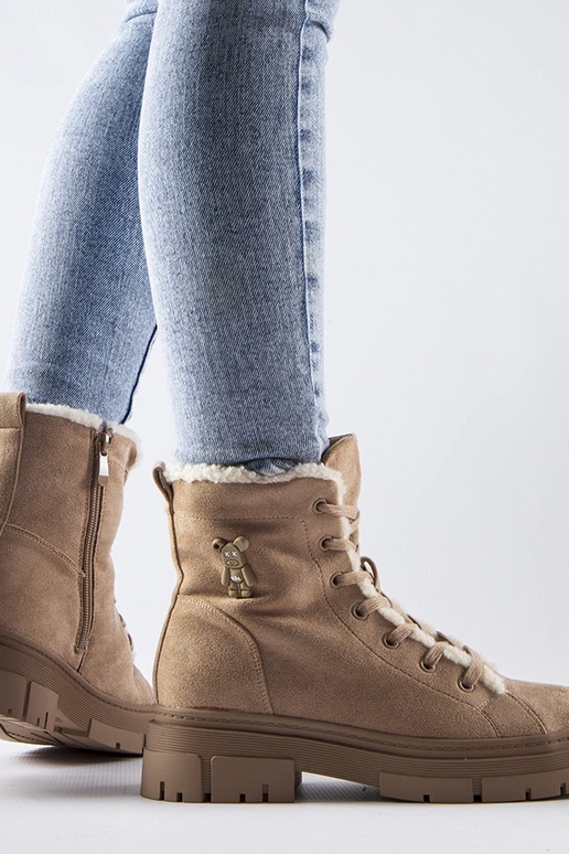 Svetlohnedé izolované topánky z...