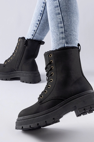 Čierne zateplené traperky... 2