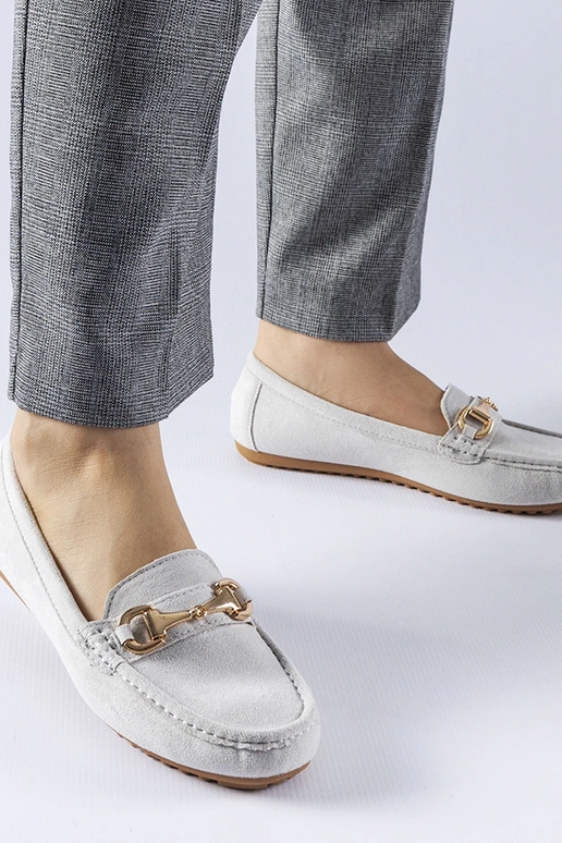 Šedé mokasíny zdobené sponou Fernanda