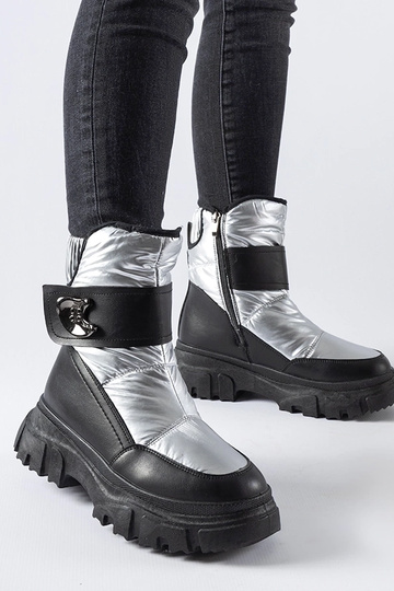 Šedé zateplené snehule Mejia