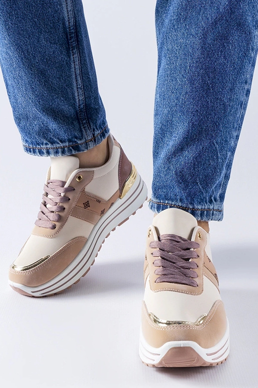 Ružovo-bežové topánky na platforme...