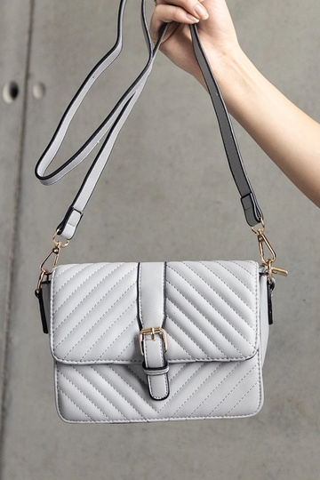 Šedá prešívaná messenger...