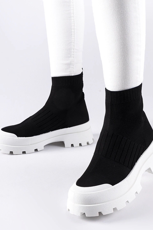 Čierne strečové tenisky Varden