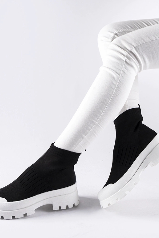 Čierne strečové tenisky Varden