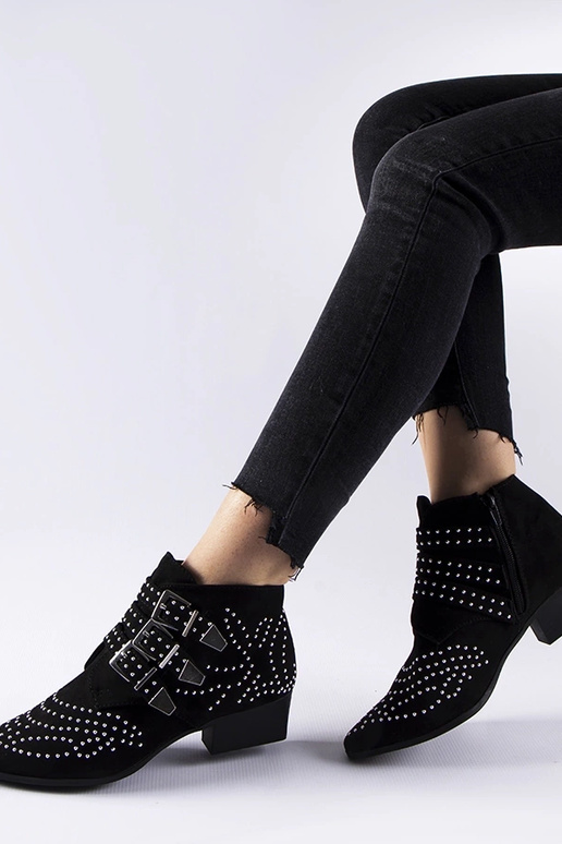 Čierne ozdobné členkové čižmy na...