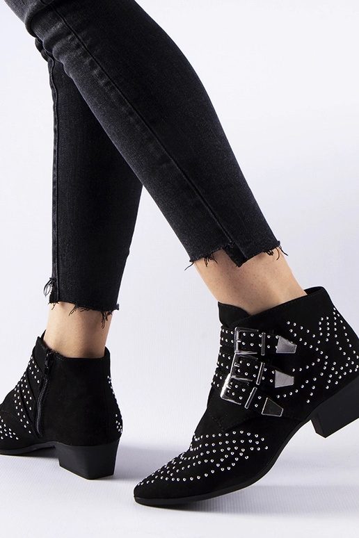 Čierne ozdobné členkové čižmy na...