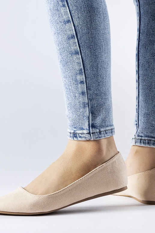 Béžové balerínky so špičkou Riv