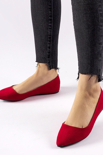 Červené špičaté balerínky Riv 2