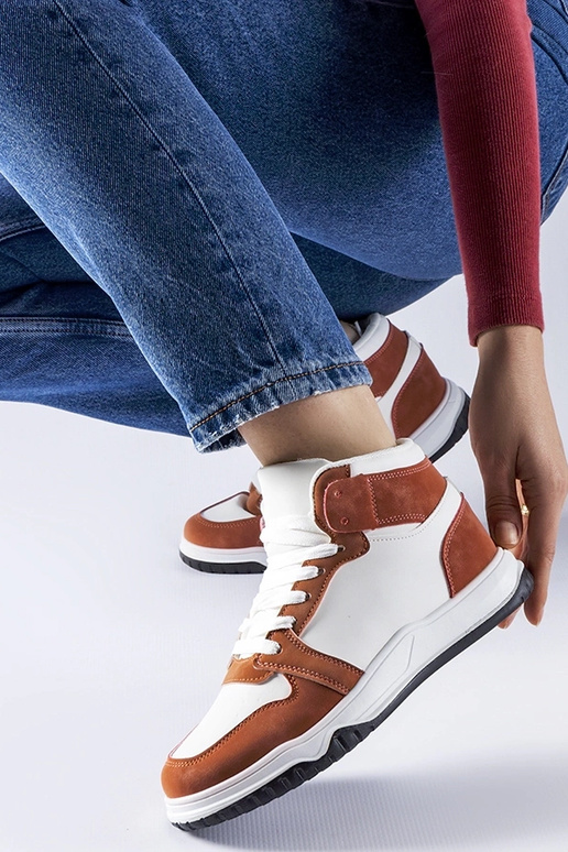 Bielo-hnedé sneakersy za členok...