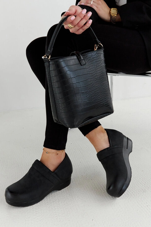 Čierne topánky na platforme Montoro