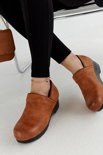 Hnedé topánky na platforme...