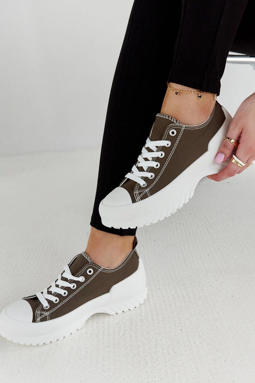 Zelené tenisky na platforme Monteleone