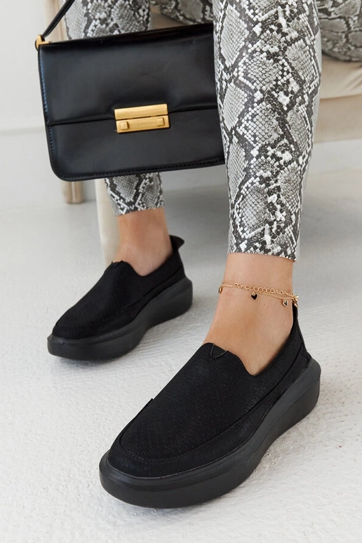 Čierne prelamované dámske topánky,...