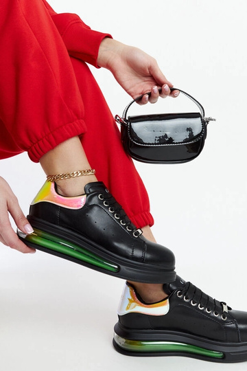 Čierne tenisky na platforme...