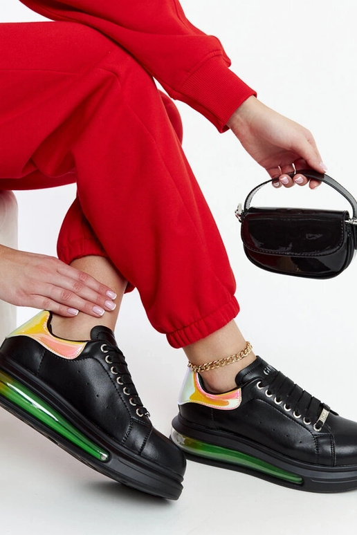 Čierne tenisky na platforme GOE NN2N4030