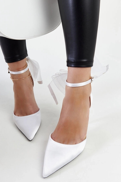 Biele vysoké lodičky s mašľou Ilaysa Biele vysoké lodičky s mašľou Ilaysa