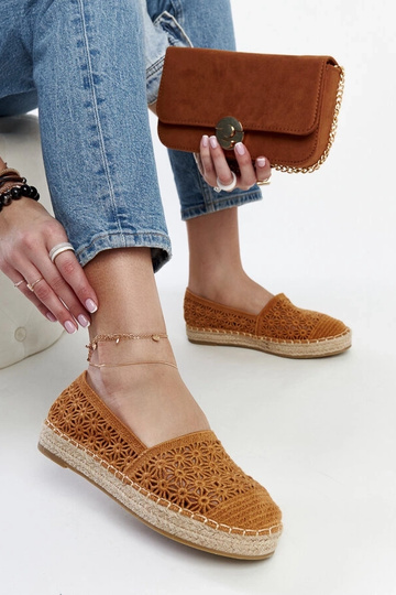 Hnedé čipkované espadrilky Samra na platforme