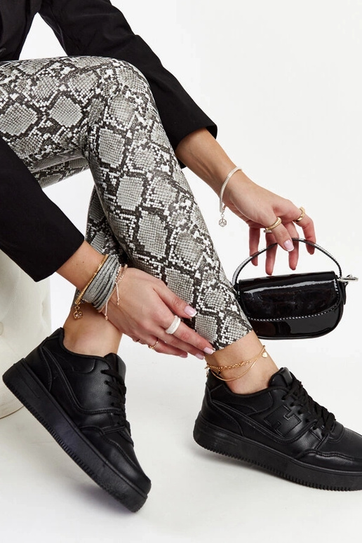 Čierne tenisky na platforme Mentha