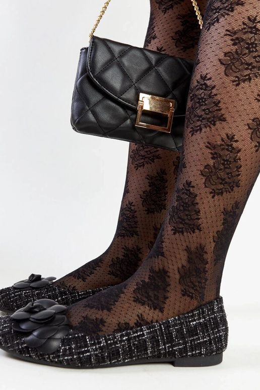 Čierne balerínky s ozdobným kvetom...