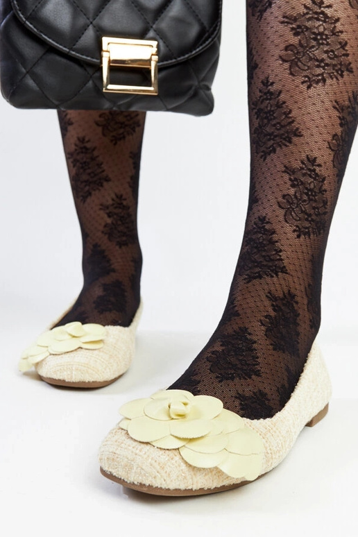 Žlté balerínky s ozdobným kvetom Mateja