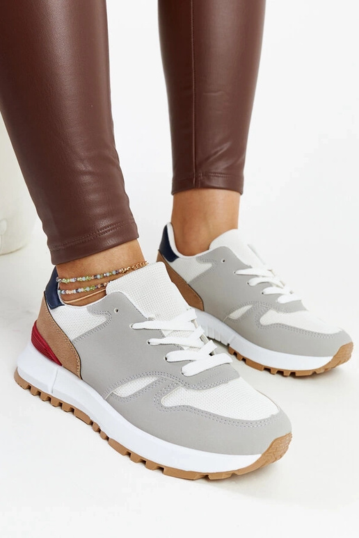 Pestrofarebné tenisky na platforme...