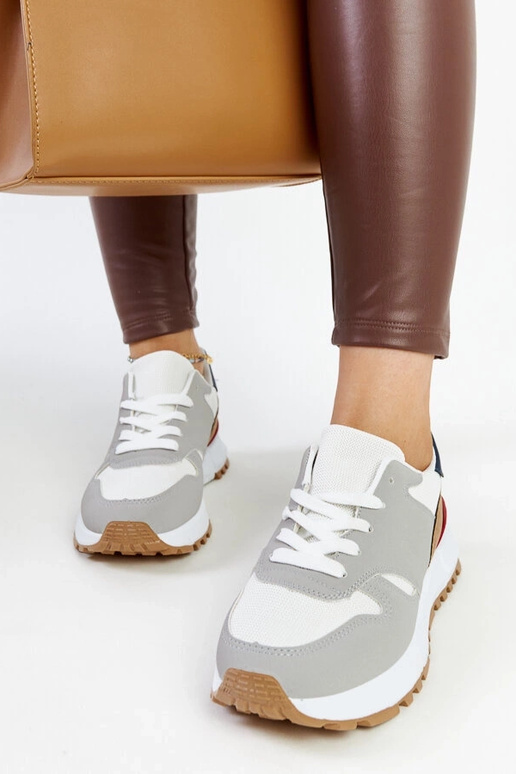 Pestrofarebné tenisky na platforme...