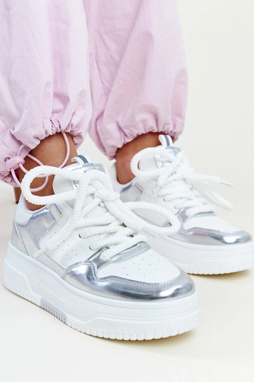 Lengyel bielo-strieborné...