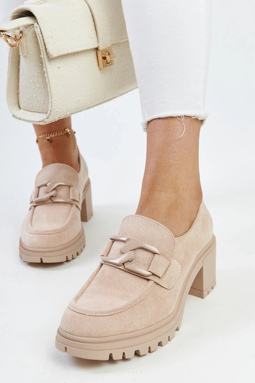 Béžové poltopánky s koženou stielkou...